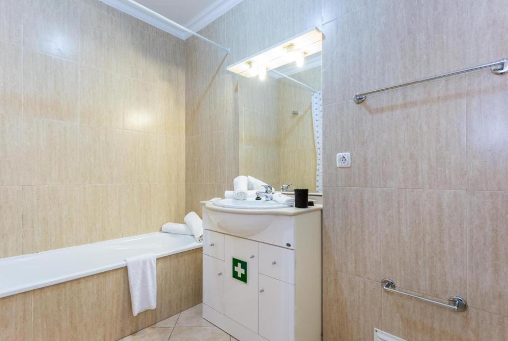 Eleganz House Apartamento Portimão